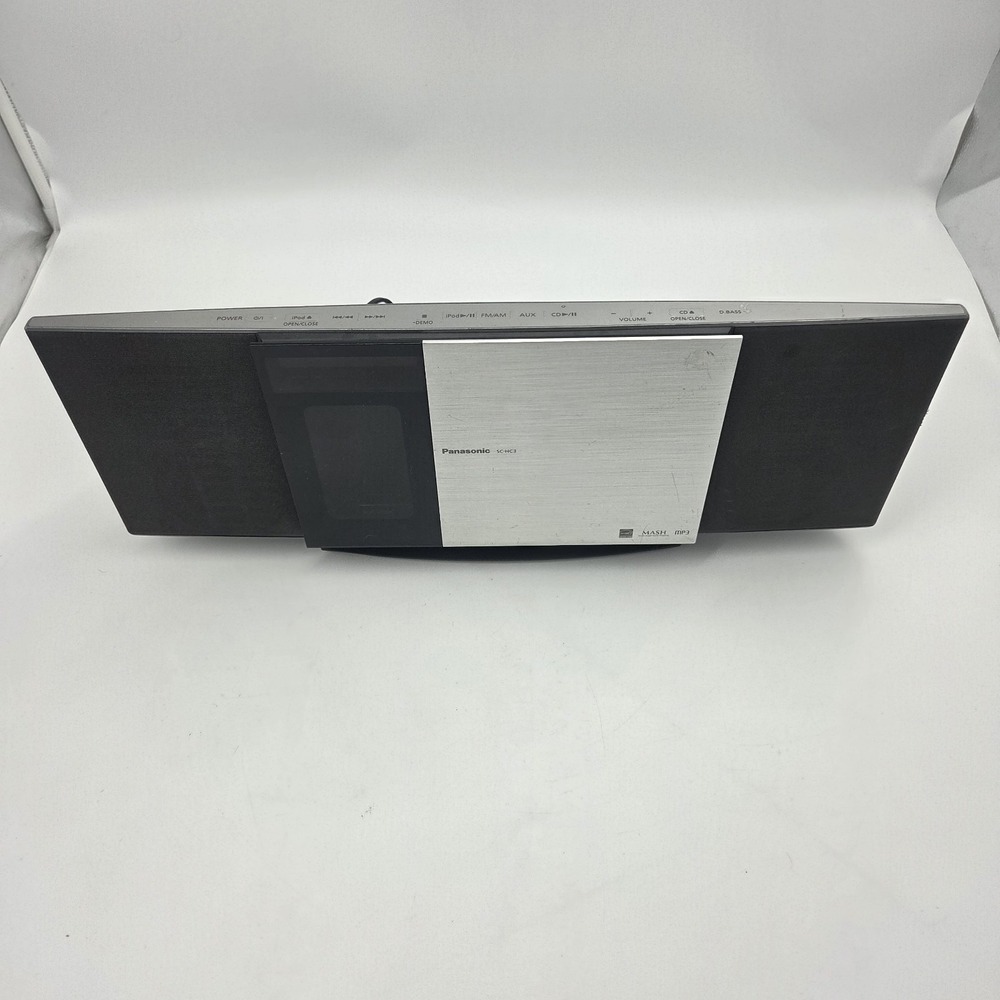 PANASONIC CD Player SC-HC3 Compact AM / FM Radio Ipod MP3 Shelf System Modern